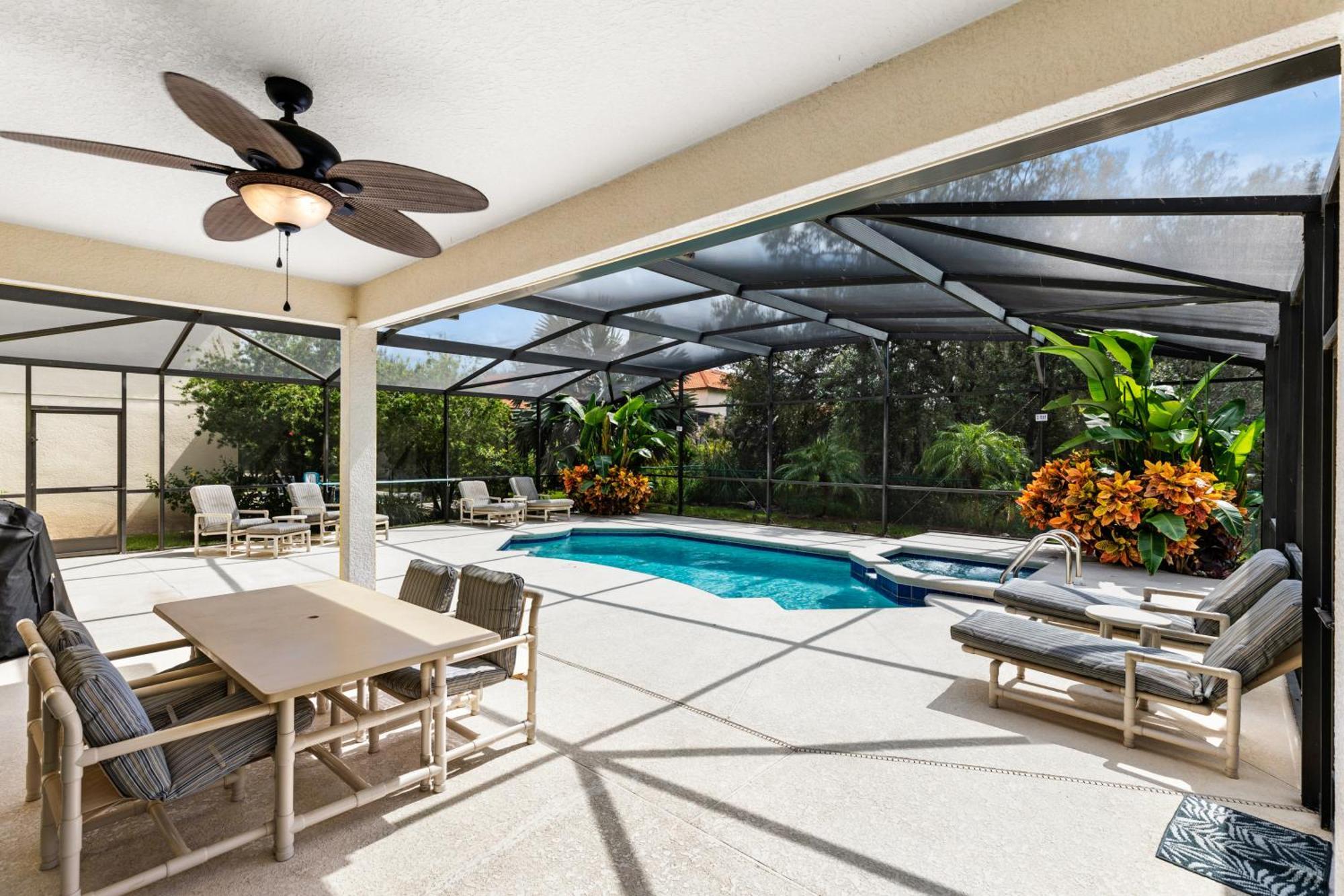 Extended Pool Deck - South Facing - Pool & - Game - Family Friendly - Nr Casa de férias Kissimmee